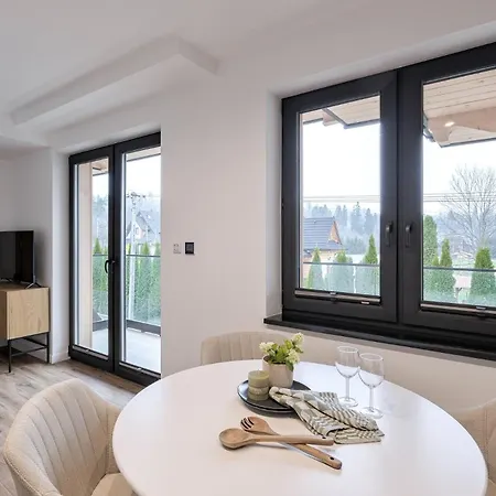 Male Bialczanskie, Odkryj-bialke Apartmán *