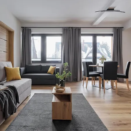 Male Bialczanskie, Odkryj-bialke Apartmán *