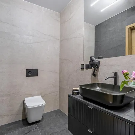 Male Bialczanskie, Odkryj-bialke Apartmán *